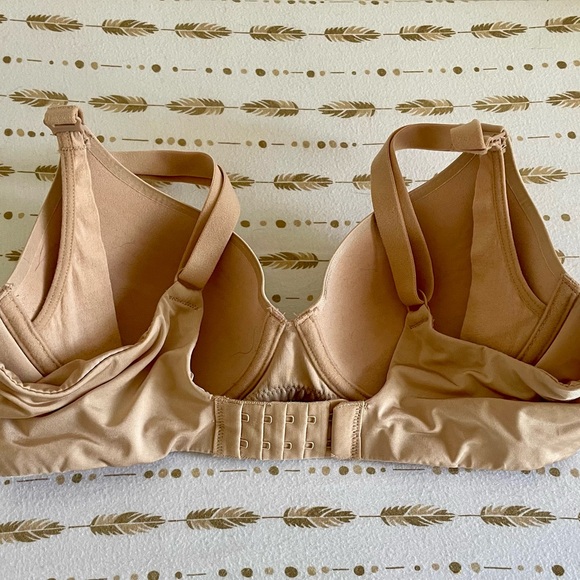 🤱🏼NWOT La Vie en Rose | Nursing Bra - Picture 2 of 4
